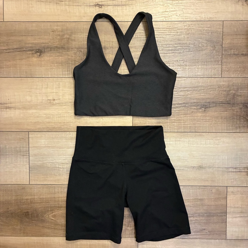 NWOT Aritzia Sports Bra and Shorts Set